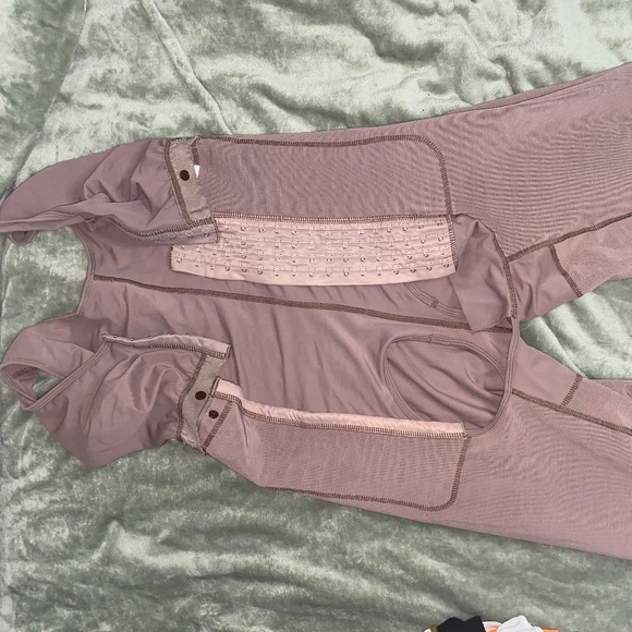 Faja - Picture 1 of 7